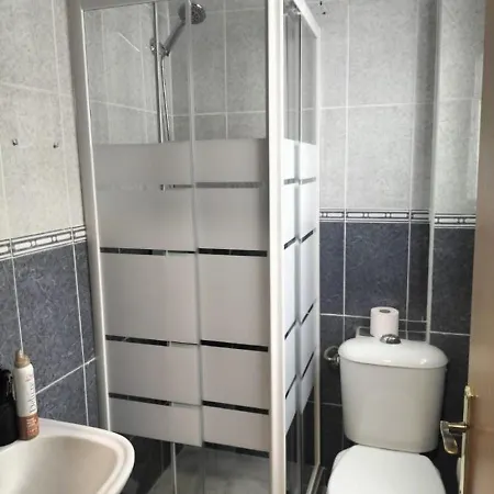 Quarto em Acomodações Particulares Apartasanblas *